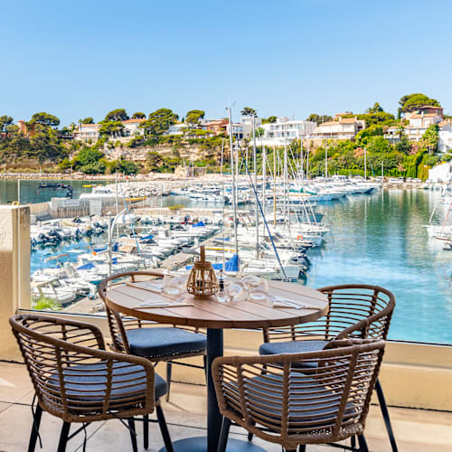 Tapasaké, Carry-le-Rouet