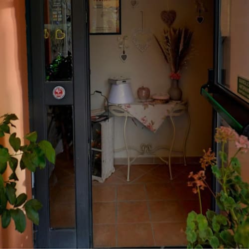 La Cicala e la Formica, Castelvecchio di Cómpito