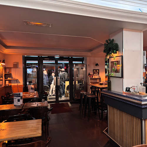 Odette et Charlus, Paris