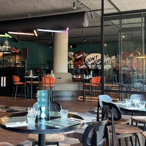 11 Bar & Kitchen, Hoofddorp