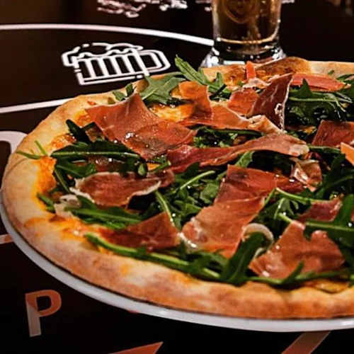 Estação Bica Pizza Pub, Lisboa