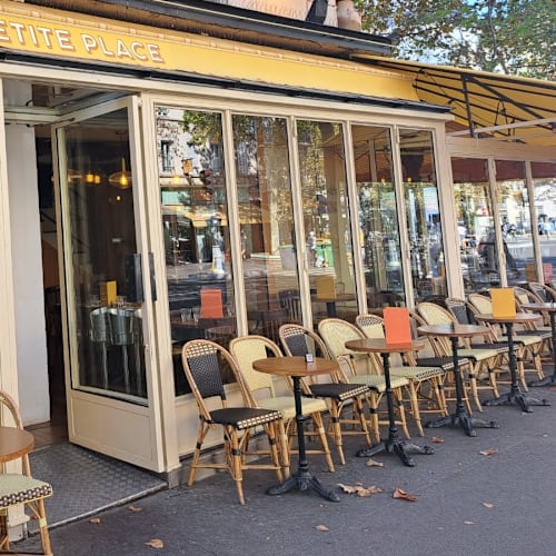 La Petite Place, Paris