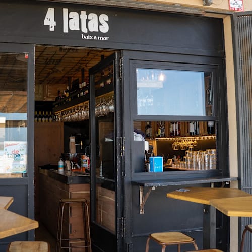 4latas Baix A Mar, Torredembarra
