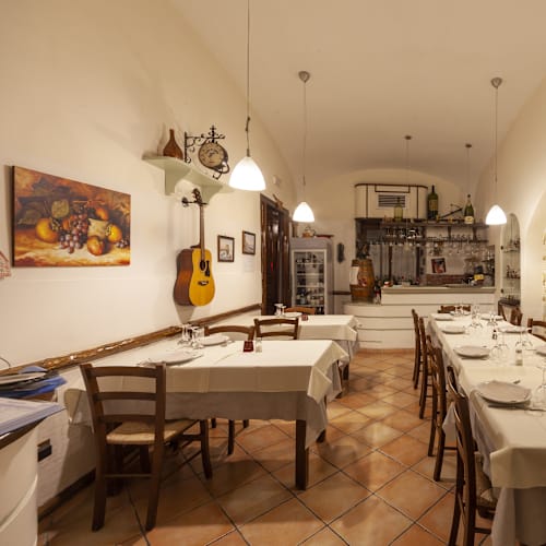 L'osteria, Napoli
