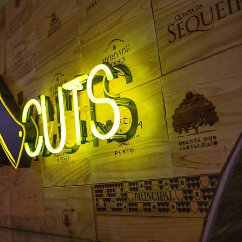 Seven Cuts, Faro