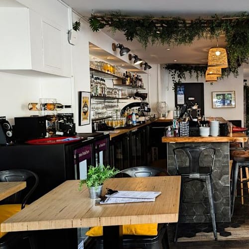 Le Bazeilles, Toulon