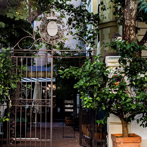Warehouse, Madrid