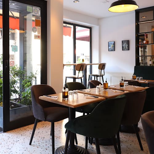 Bacioni, Paris