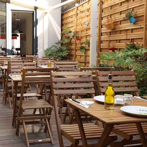 Bacioni, Paris