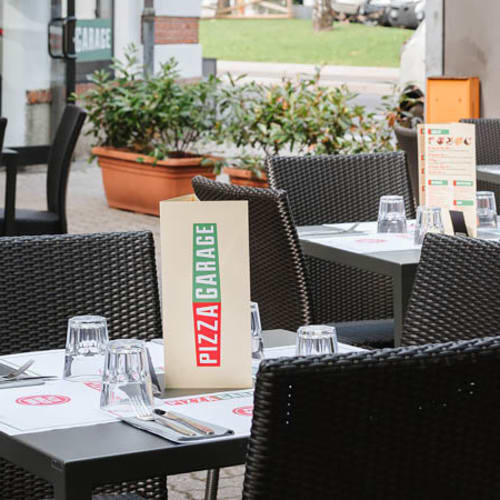 Pizza Garage, Como