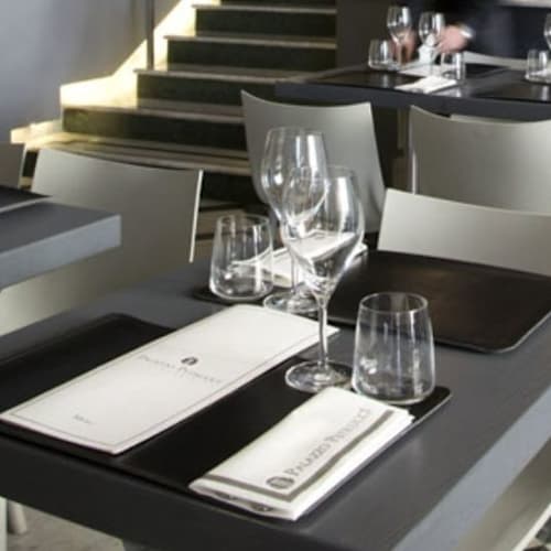 Palazzo Petrucci Pizzeria, Napoli