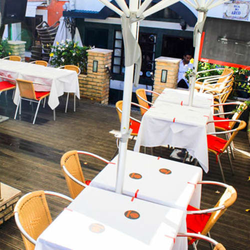 Chequers Bar & Restaurant, Cascais