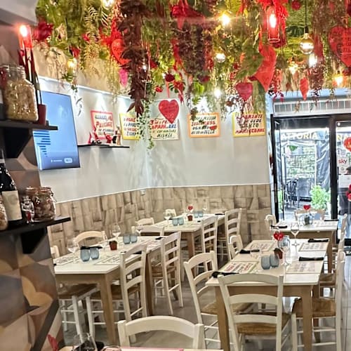 Trattoria Morè - Storie E Sapori, Napoli