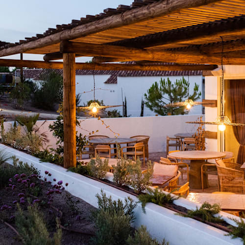 Maroto, Comporta