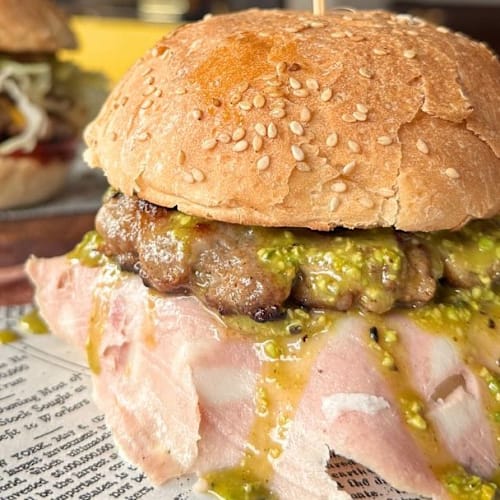 Assatrasi - Allegria Sicana, Giuliana