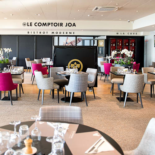 Le Comptoir JOA - Antibes La Siesta (pièce d'identité obligatoire et accès aux m, Antibes