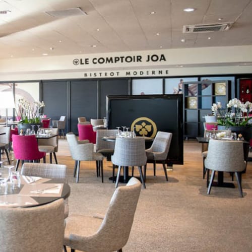 Le Comptoir JOA - Antibes La Siesta (pièce d'identité obligatoire et accès aux m, Antibes