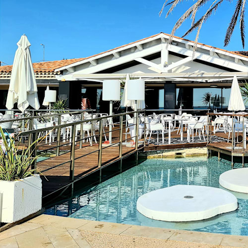 Le Comptoir JOA - Antibes La Siesta (pièce d'identité obligatoire et accès aux m, Antibes