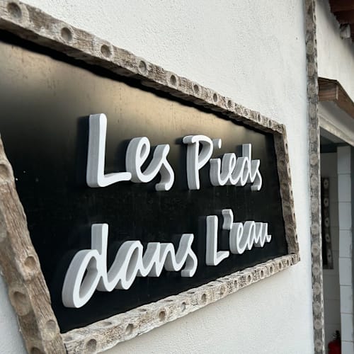 Les pieds dans l'eau, Loupian