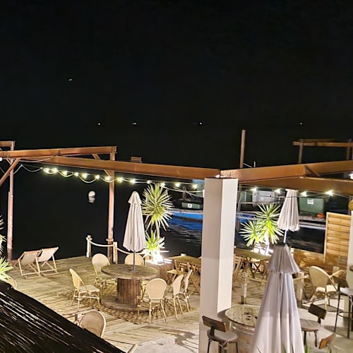 Les pieds dans l'eau, Loupian