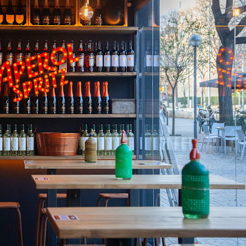 4 latas Fleming, Barcelona