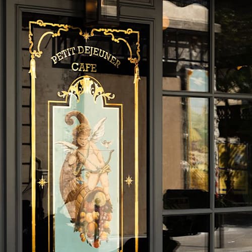 La Dame de Paris , Paris