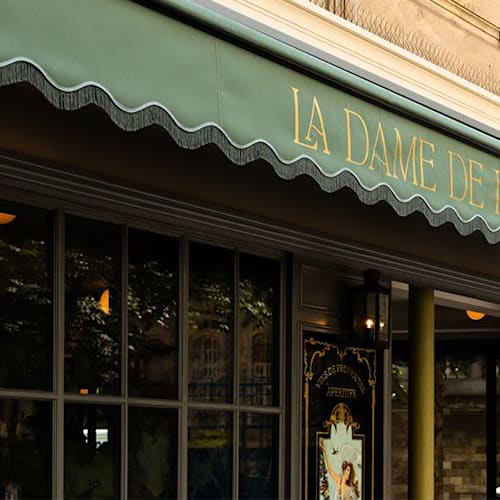La Dame de Paris , Paris