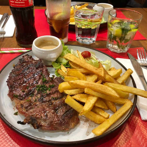 Le Cayla, Saint-Ouen-sur-Seine