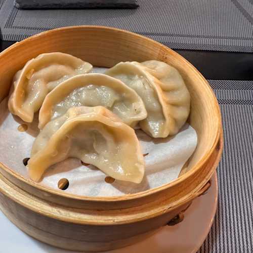 Hello Saigon, Lisboa