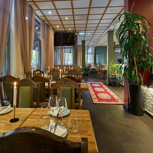 Chez Meza, Solna