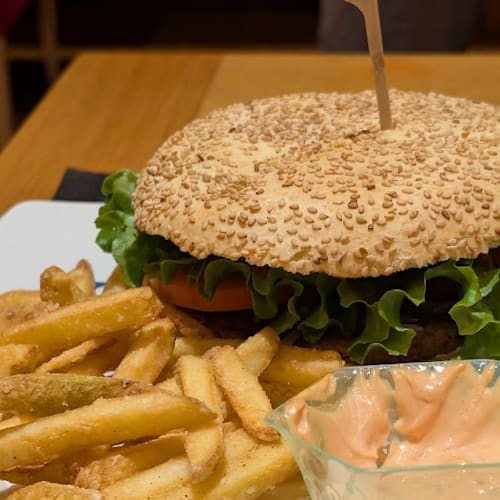 Hollywood Burger, Spresiano