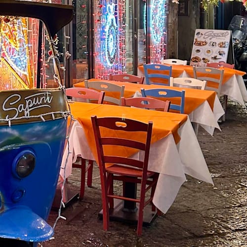 Sapurit, Napoli