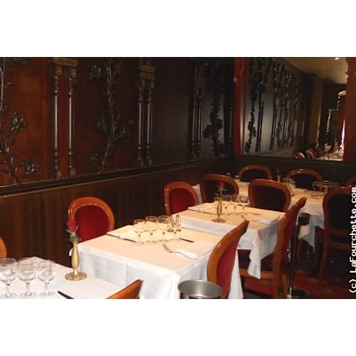 Mina Mahal, Paris