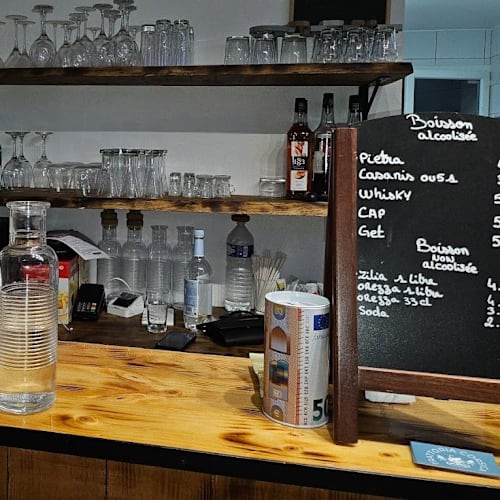 Trattoria corsica, Cuges-les-Pins