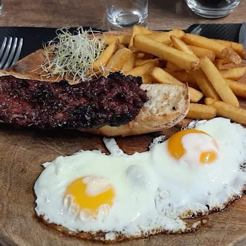 Trattoria corsica, Cuges-les-Pins