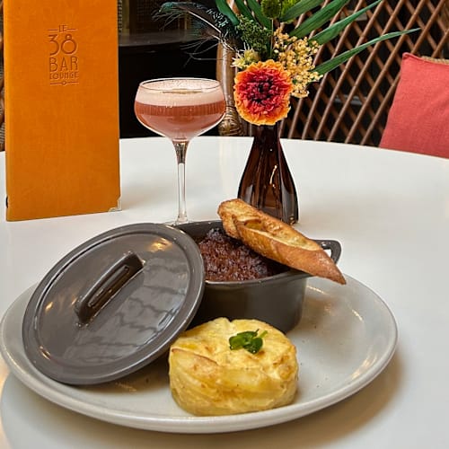 Le 38 Bar Lounge, Paris