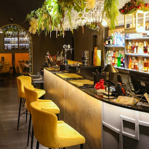 Flank food & drink, Cava de' Tirreni