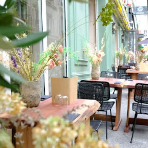La Couvée, Paris