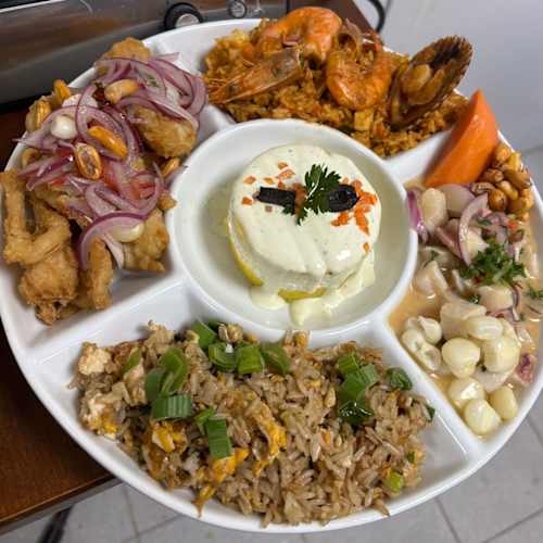 LA CHOZA especialidad comida venezolana, peruana, ecuatoriana y colombiana, Alacant