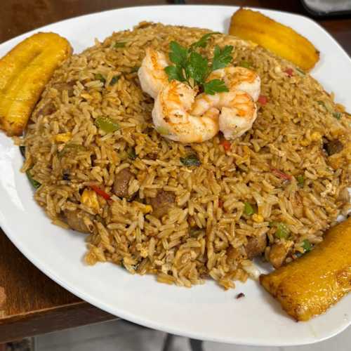 LA CHOZA especialidad comida venezolana, peruana, ecuatoriana y colombiana, Alacant