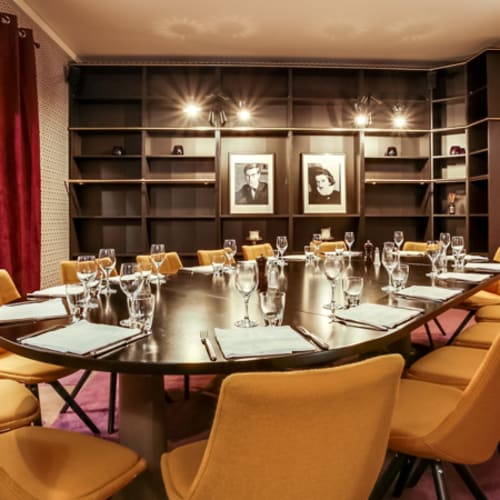 L'Envue, Paris