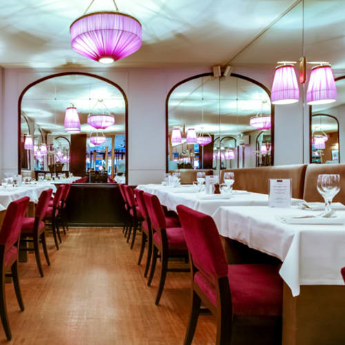 L'Envue, Paris