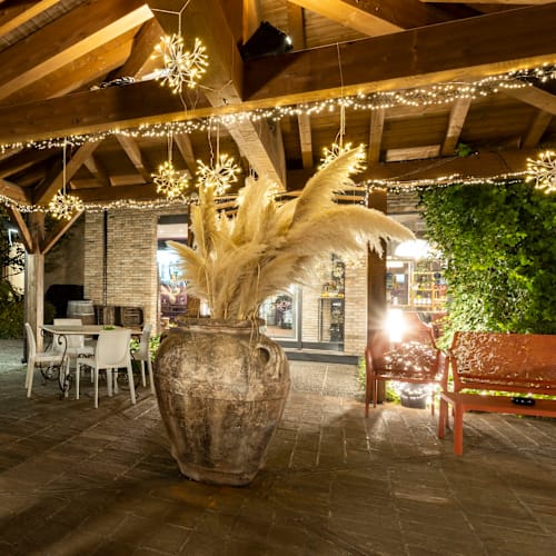 HOSTARIA TRE VILLE, Parma