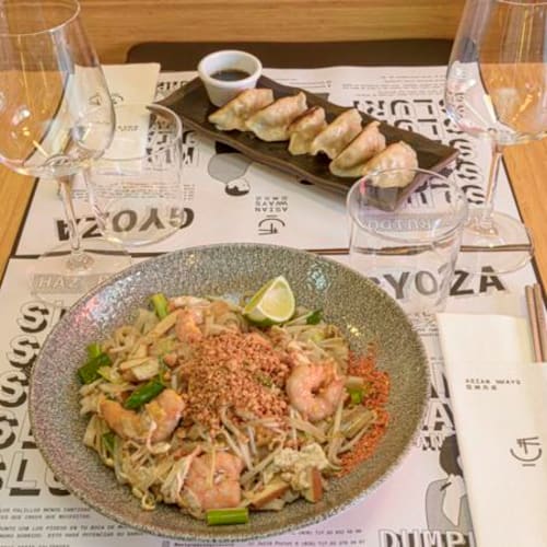 Asian Ways (paralelo), Barcelona