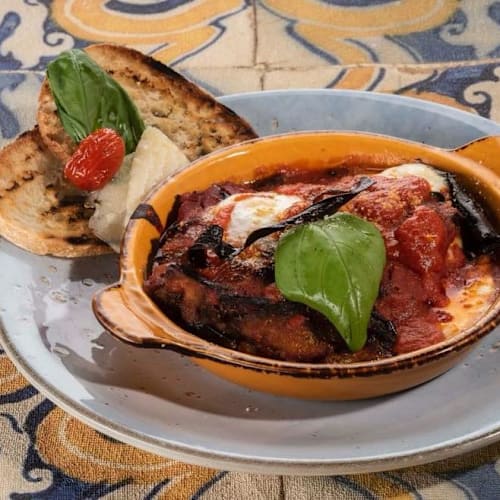 caprizza napoli, Napoli