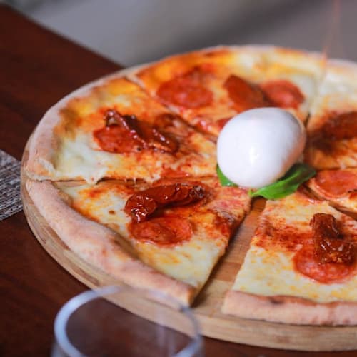 House-Pizza & Grill, Copertino
