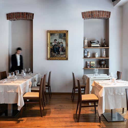 Il Capestrano, Milano
