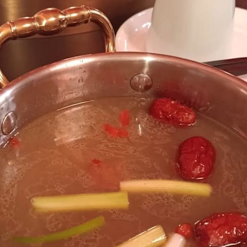 Yikko Hotpot, Genova
