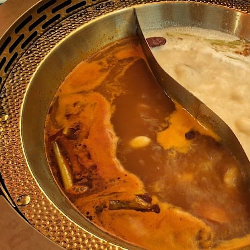 Yikko Hotpot, Genova