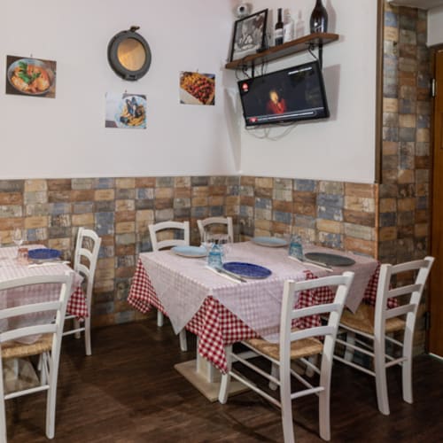Addu Fratemo - Trattoria e Pizzeria, Napoli